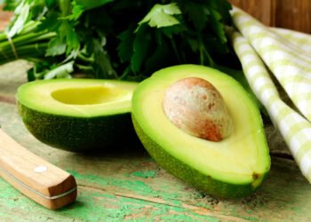 Abacate: Um Superalimento Completo
