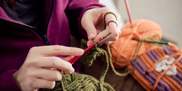 Crochê na Mesa: Sousplats Elevam o Charme da Decoração Artesanal