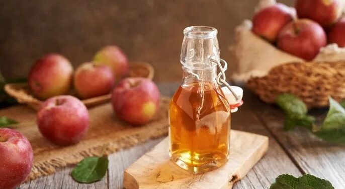 A verdade sobre o vinagre de maçã: benefícios, riscos e uso adequado