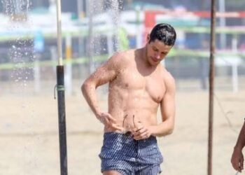 José Loreto Causa Alvoroço em Praia Carioca