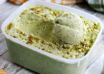 Delícia Gelada: Aprenda a Fazer Sorvete de Pistache Cremoso em Casa