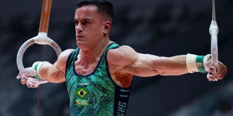 Caio Souza Busca Ouro nas Argolas Após Top 10 no Mundial