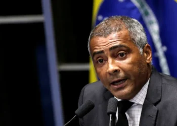Romário Enfrenta Leilão de Bens Avaliados em Milhões Devido a Dívida