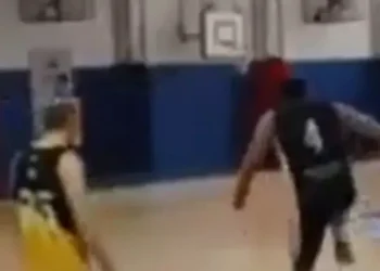 Basquete Amador na Argentina: Jogo Termina em Agressão e Expulsão