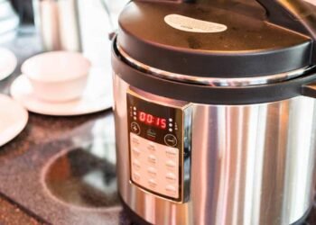 Cozinhe Rápido e Seguro: Por Que a Panela de Pressão Elétrica Virou Essencial