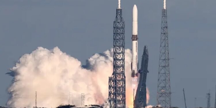 Blue Origin Lança Foguete New Glenn Rumo a Marte Após Atrasos