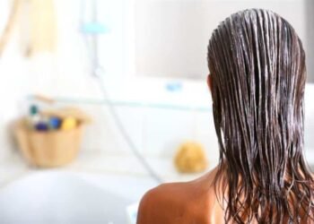 Cabelos Brilhantes: O Segredo do Vinagre Para um Cabelo Radiante e Saudável